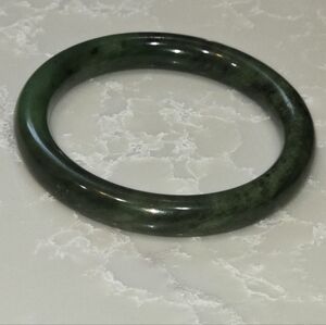 Jade Carved Stone Vintage Green Bracelet Bangle Jewelry Holiday Party 3" Dark